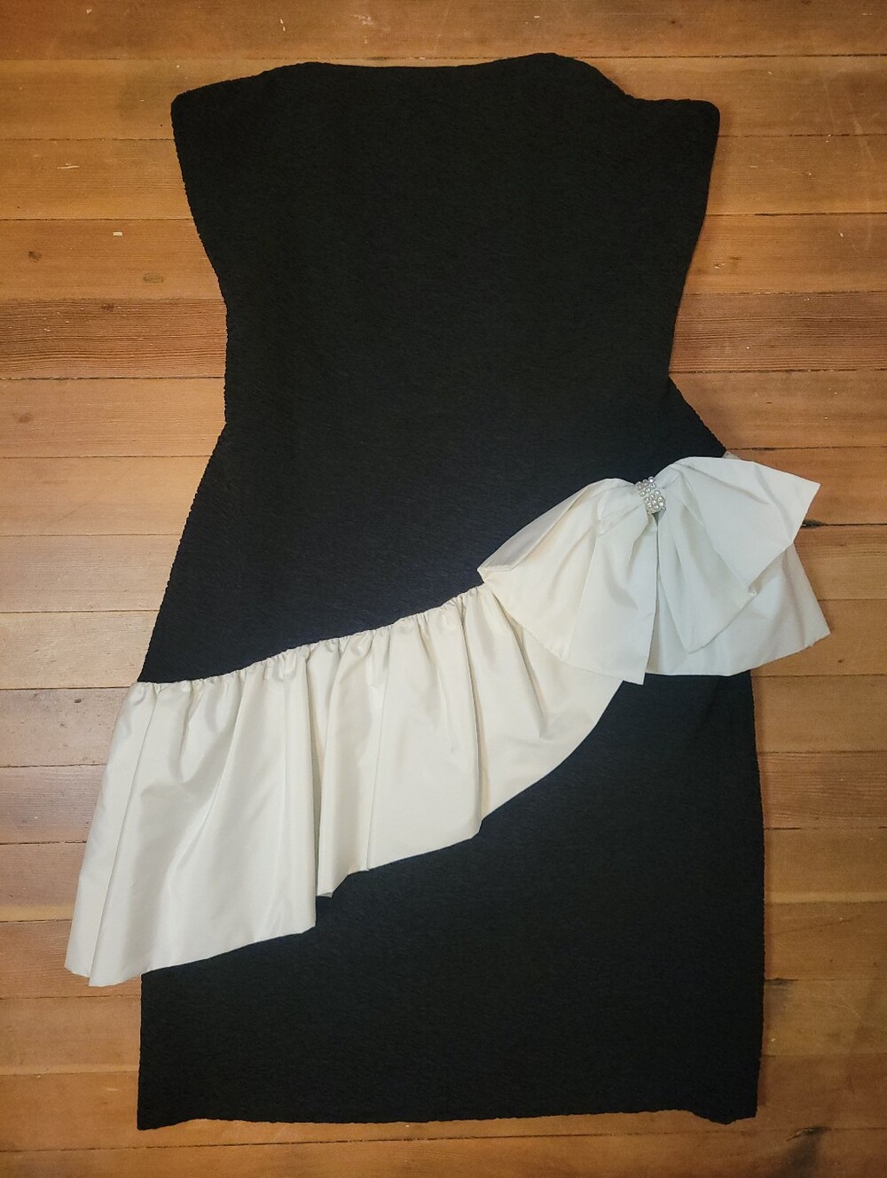 Lori Ann Vintage Strapless Black Cocktail Dress with Ivort Ruffle & Bow